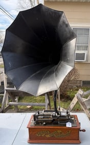 Edison Home Cylinder Phonograph