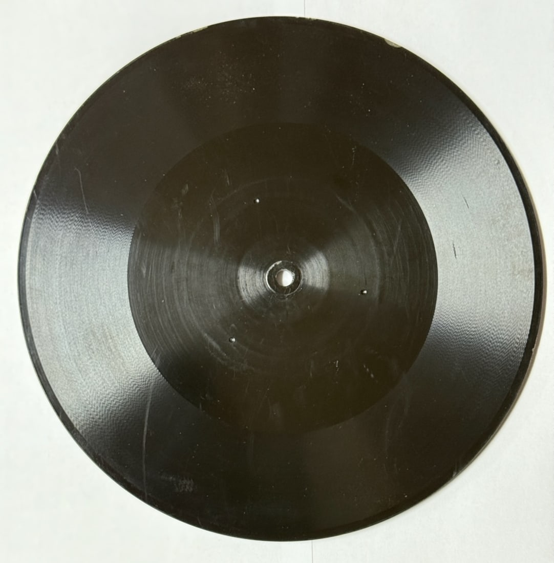 Edison Diamond Disc Phonograph Dealers Were Issued Single-Sided Tuning Test Diamond Disc Records. (1 of 3)