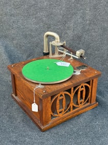 Vitaphone Type 18 Disc Phonograph