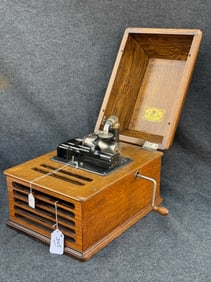 U.S. Rex Cylinder Phonograph