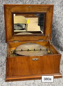 Schutz-Marke Symphonion Disc Music Box