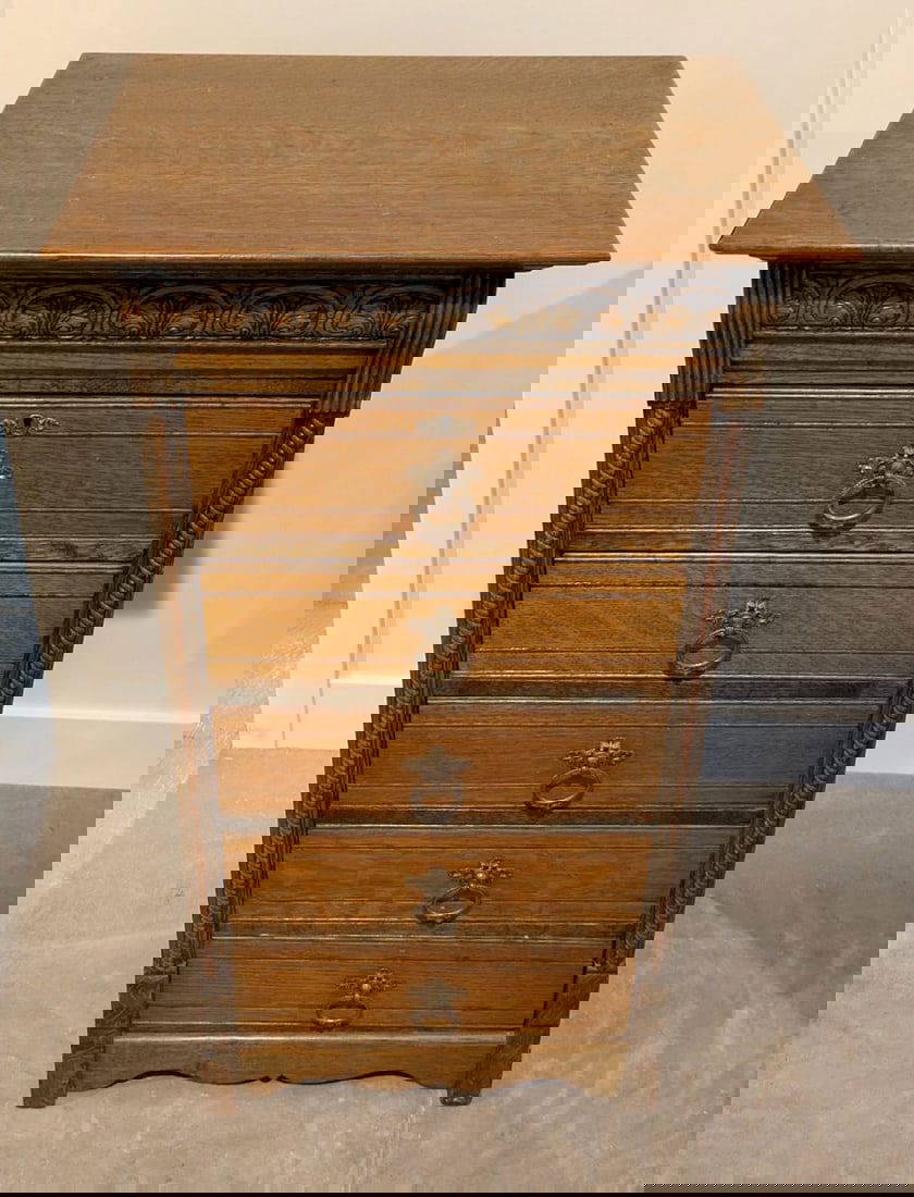 Hawthorn and Sheble Cylinder Cabinet (1 of 2)