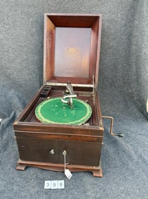 Victor  VV-IX Disc Phonograph