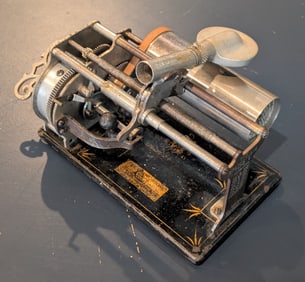 Columbia Uncased Q