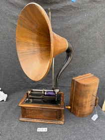 Edison Triumph Cylinder Phonograph