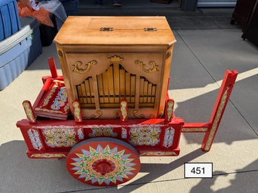 Deleika Street Organ with Wood Cart