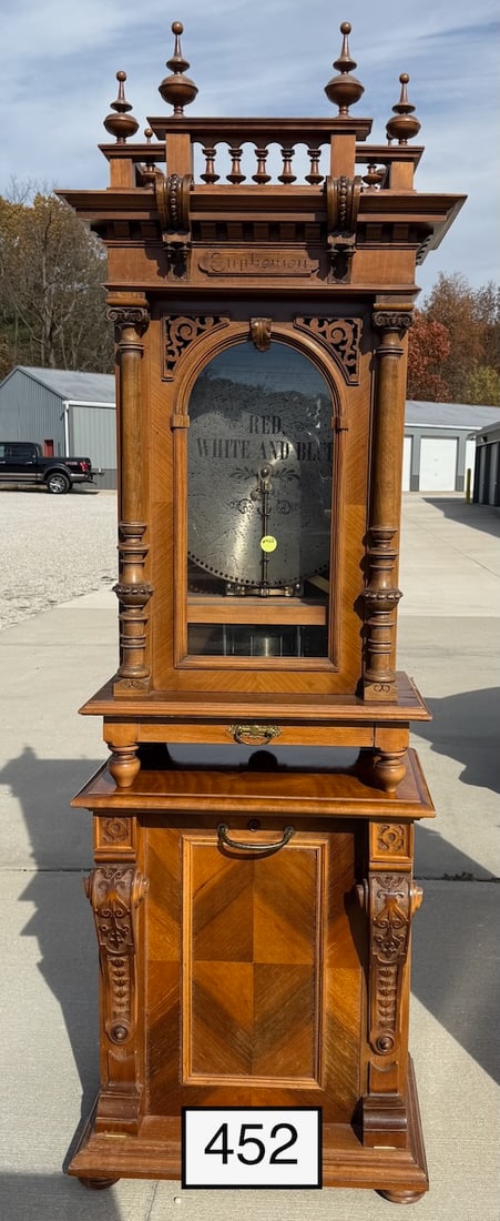 Euphonion Coin-op 19-5/8" Upright Disc Music Box with Matching Base Cabinet: Double comb, no broken teeth, Gallery with finials, base cabinet with disc storage. 12 19-5/8" Polyphon music disc included