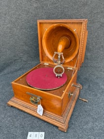Pathephone Reflex "Coq" Disc Phonograph