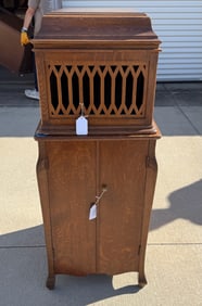Edison B-80 Disc Phonograph with Matching Cabinet/