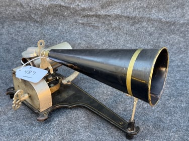 Columbia AQ Cylinder Phonograph