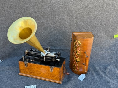 Edison 4-Latch Cylinder Phonograph