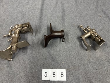 3 Crane bases