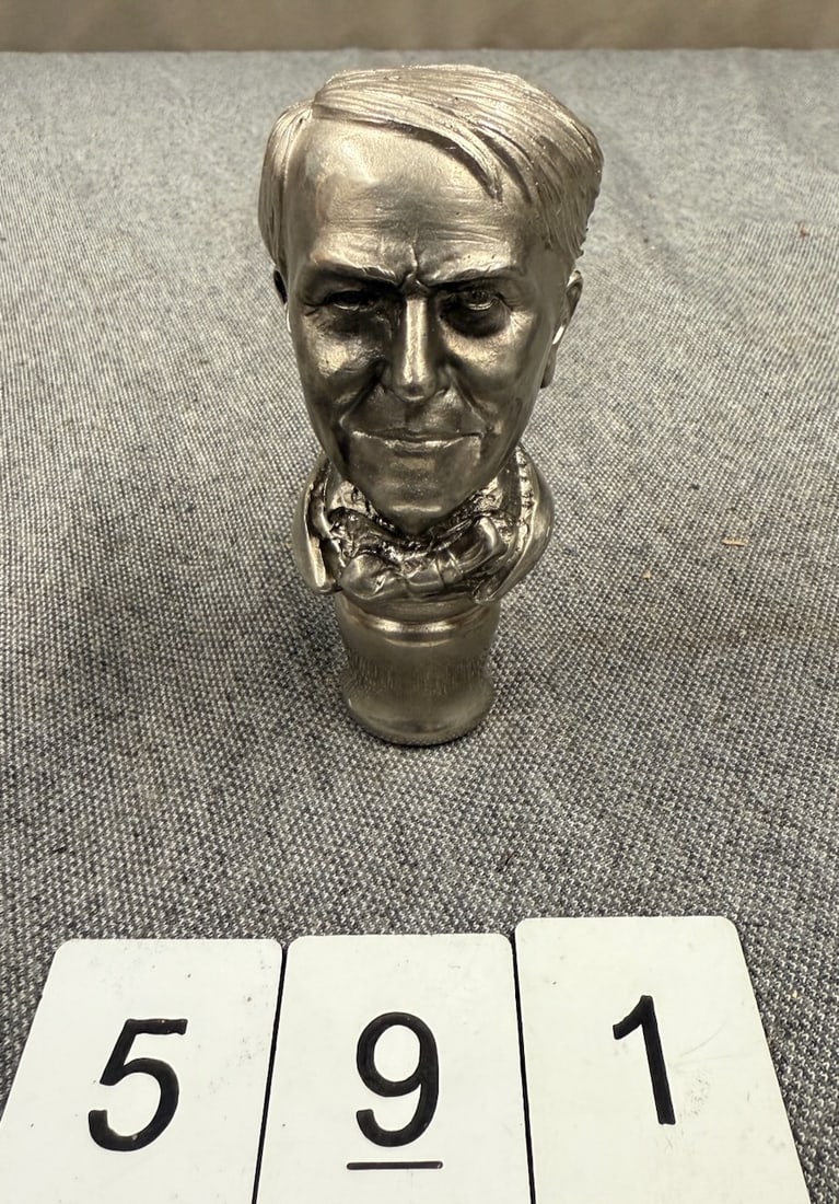 Excellent Cane Head Depicting Edison: Stamped TAE on the reverse