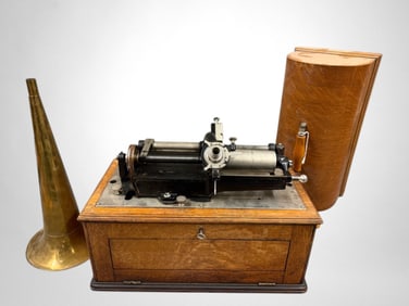 Rare Amet Phonograph