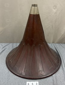 Columbia Mahogany wooden horn