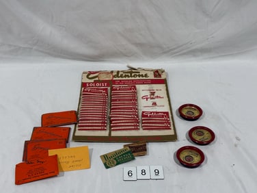 Group phonograph and edippone needles