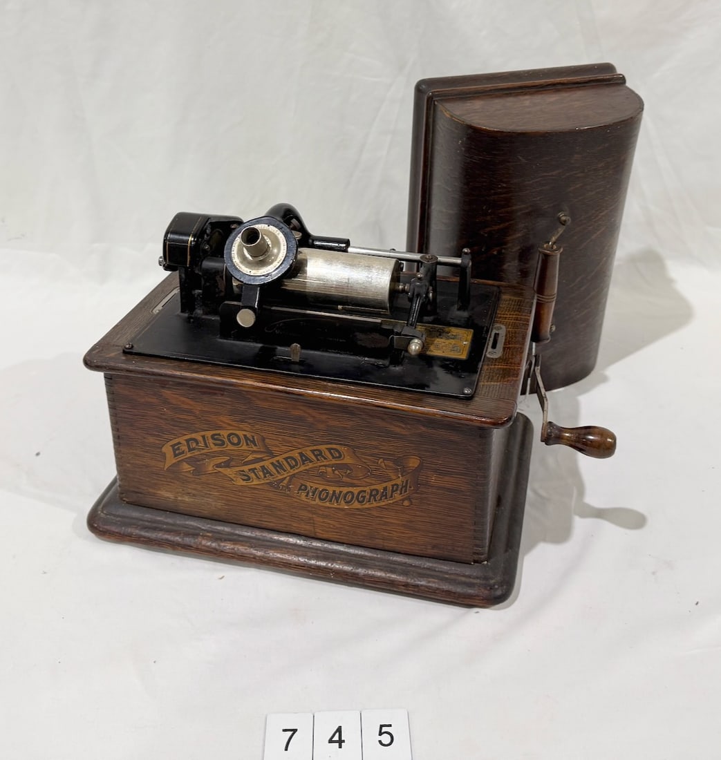 Edison Standard Cylinder Phonograph: C reproducer, crank. SN-S276188