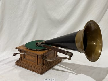 Victor MS Front Mount Disc Phonograph
