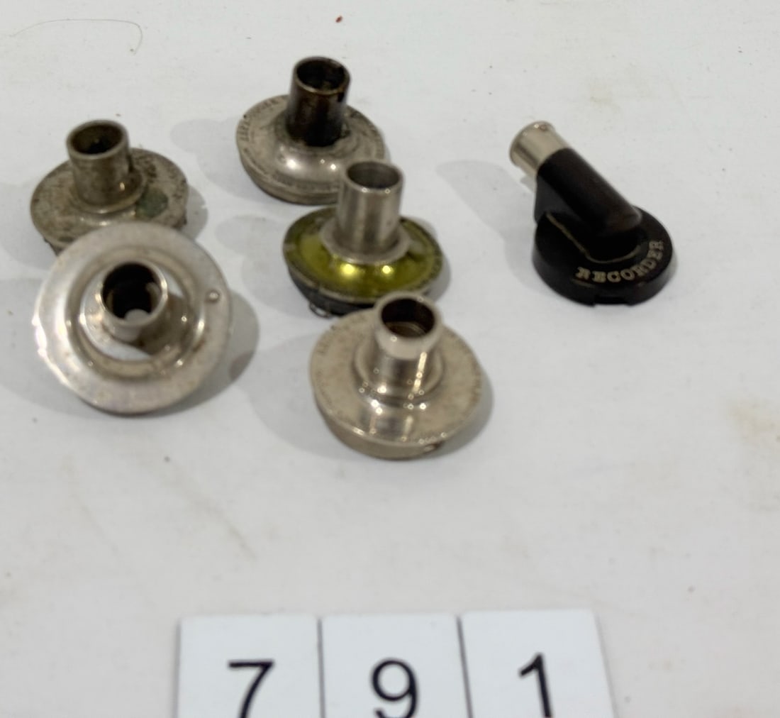 Group 6 Phonograph Reproducers & Records (Parts) (1 of 2)