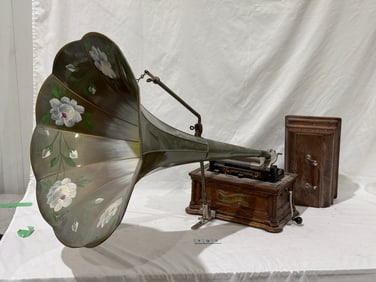 Columbia BF Cylinder Phonograph