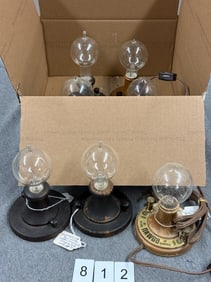 7 Bulbs with Bases