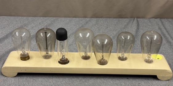 7 bulbs in holder