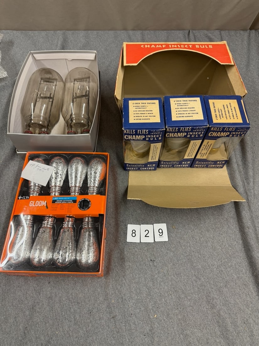 Group of Bulbs: Fly and insect bulbs, Gloom Edison Sound Activated light bulbs!!!