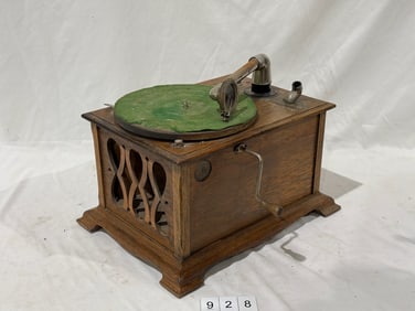 Silvertone Table Top Disc Phonograph