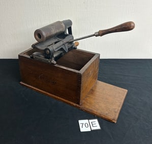 Edison Hand Operated Cylinder Shaver