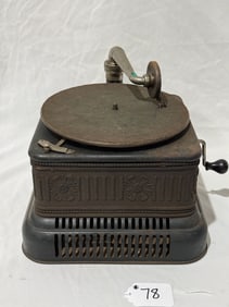 Columbia-Europa Disc Phonograph