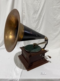 Victor III Disc Phonograph