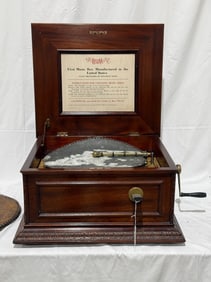 Regina 15-1/2" Coin-Op Disc Music Box