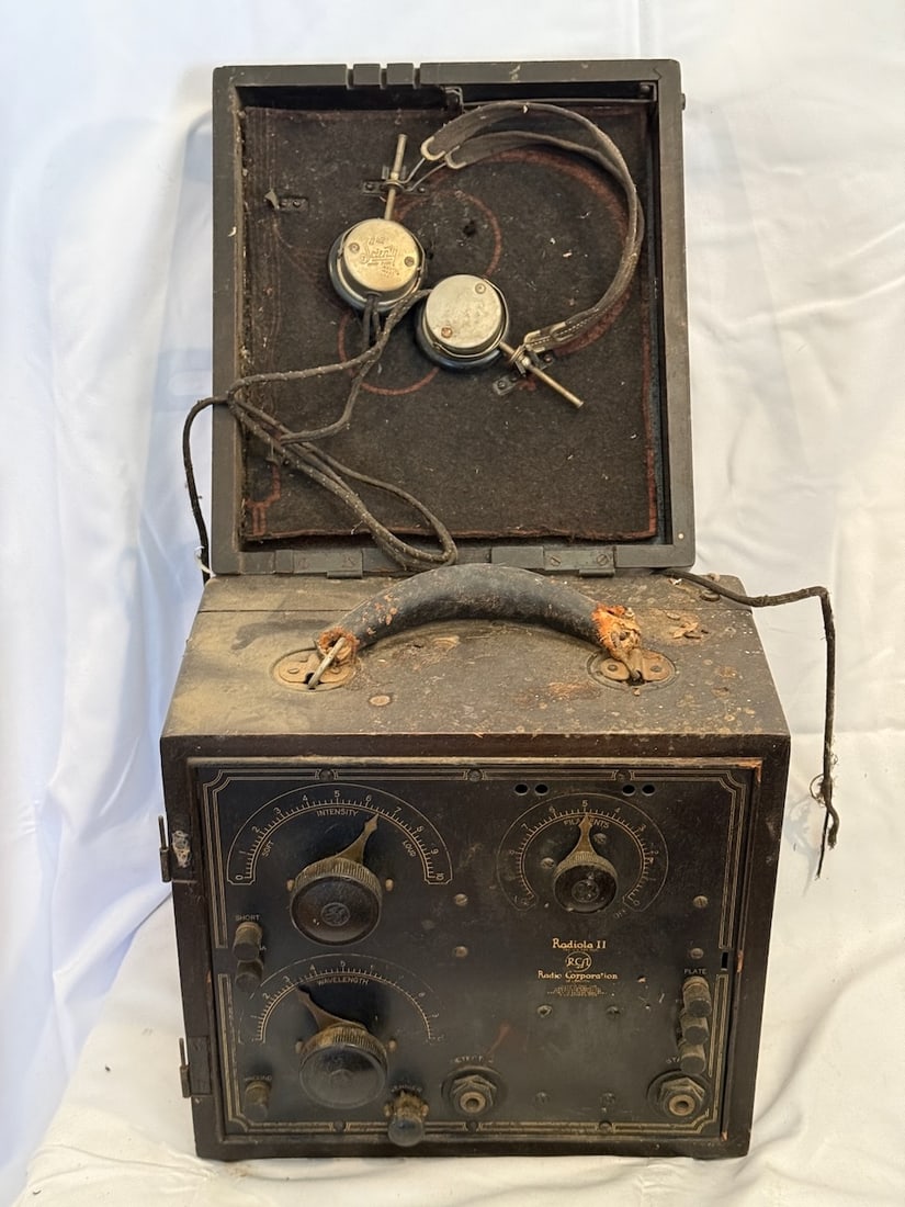 B2【used】VHF受信機　アメリカ軍　　ミリタリー　レシーバー　ラジオ WADSN製】 AN/PRC-148 ダミーラジオケース 無線機 レプリカ 樹脂