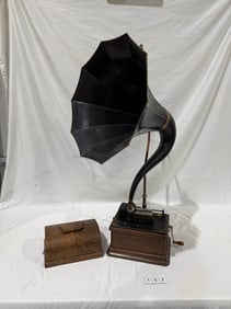 Edison Fireside Cylinder Phonograph