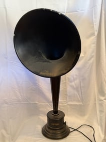 The Super Speaker Radio Loud Speaker