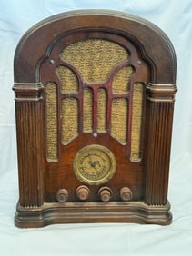 Atwater Kent 206 Tombstone Radio