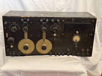 Wireless Specialty Apparatus Co. IP-501-A Broadcast Receiver: This is the later model of IP-501 (Lot #134). Wooden case, Broadcast and Long Wave, Made by Wireless Special Apparatus Co., Boston, Mass.. 20 x 11 x 9