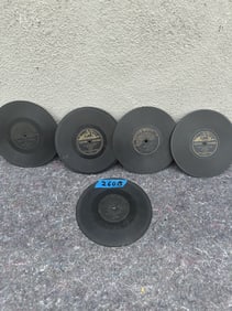 (5)  7" Victor Records