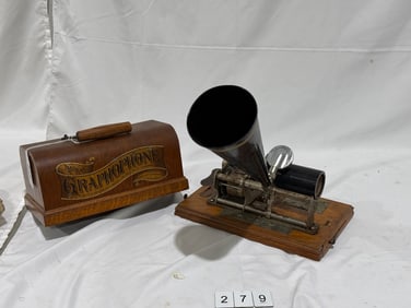Columbia B Cylinder Phonograph