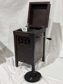 The New Eagle Reproducing Disc Phonograph