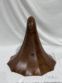 Edison Wood Grain Painted Cygnet Horn