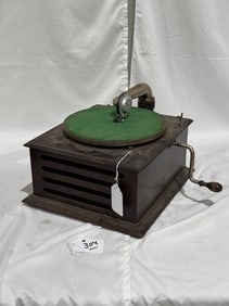 Victrola 1-1 Disc Phonograph