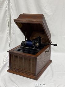Edison Amberola 30 Cylinder Phonograph
