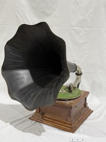 Victor M Disc Phonograph