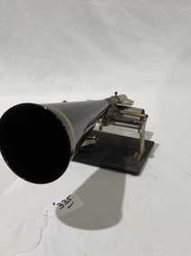 Columbia Q Cylinder Phonograph