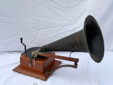 Berliner Trademark Gramophone Disc Phonograph