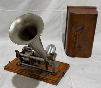 Columbia B Cylinder Phonograph