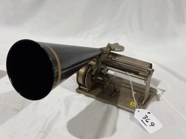 Columbia Q Cylinder Phonograph
