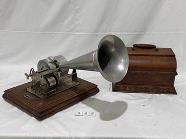 Columbia AB MacDonald Cylinder Phonograph