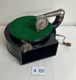 Round Black Metal Case Disc Phonograph